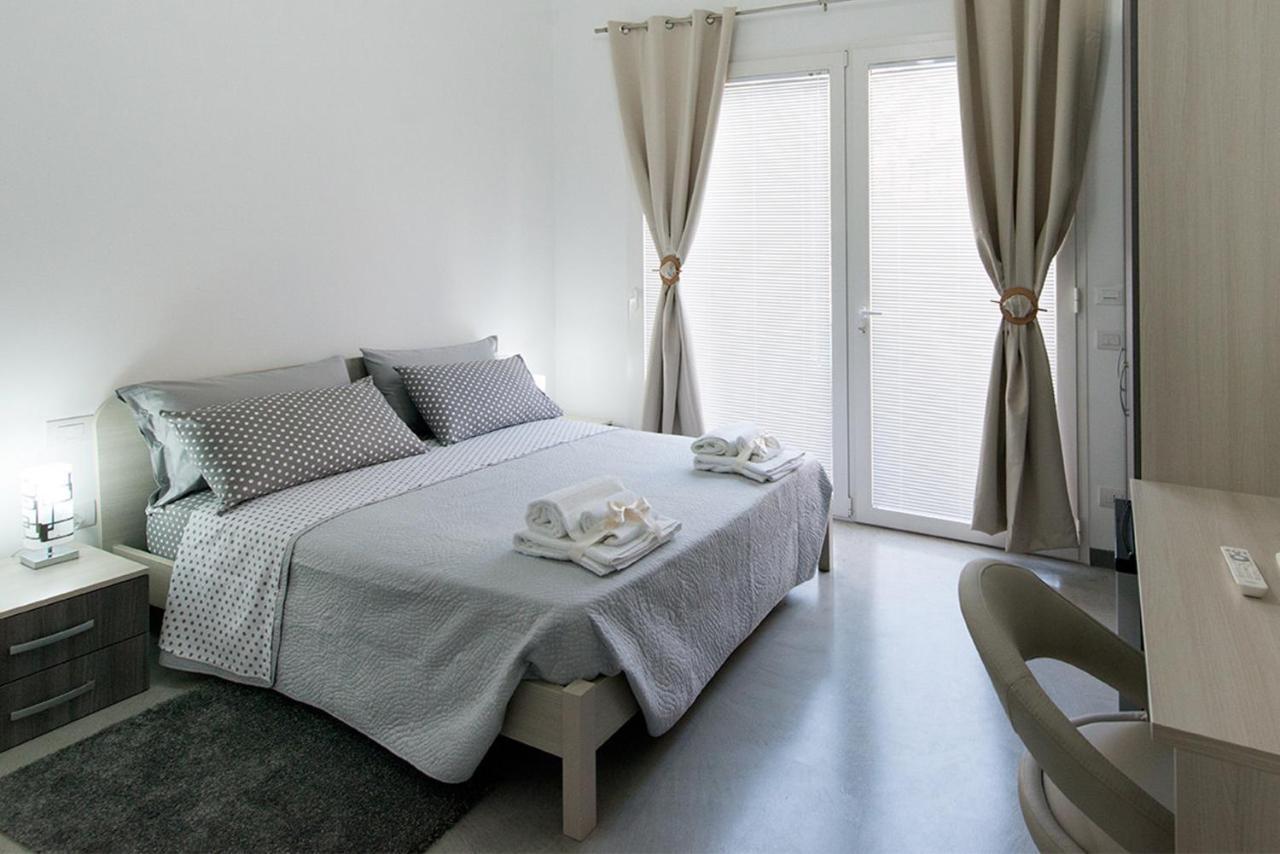 Byron Rooms La Spezia Bagian luar foto