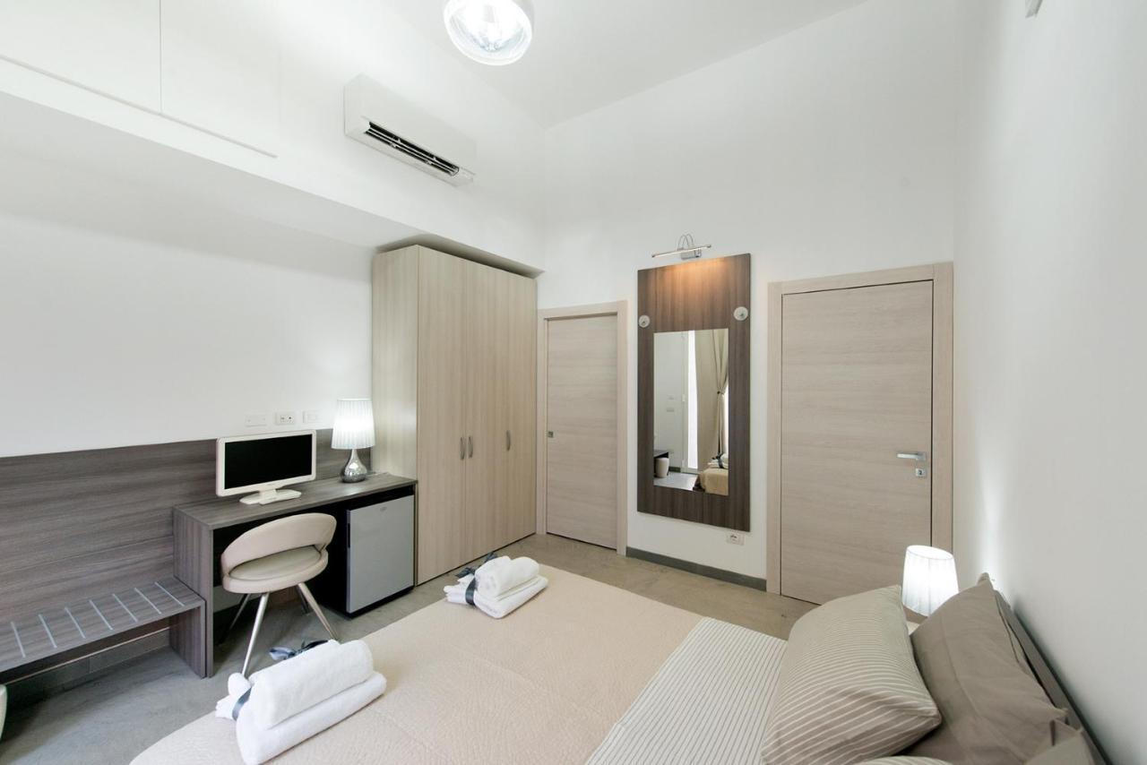 Byron Rooms La Spezia Bagian luar foto