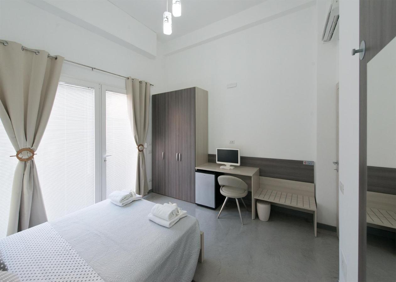 Byron Rooms La Spezia Bagian luar foto