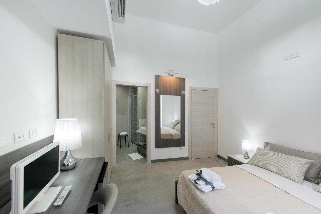 Byron Rooms La Spezia Bagian luar foto